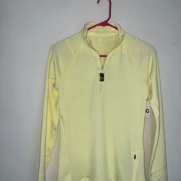 DSG - Break The Cold 1/4 Zip Top - Size XS - Picture 1 of 3